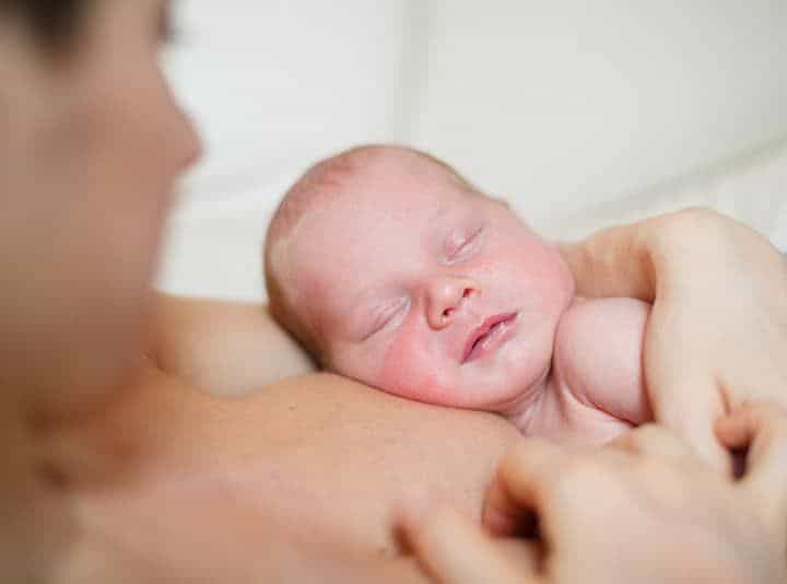الولادة الطبيعية: الساعات الأولى للجنين والأم 2